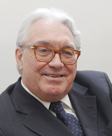 Manoel de Queiroz Pereira Calças