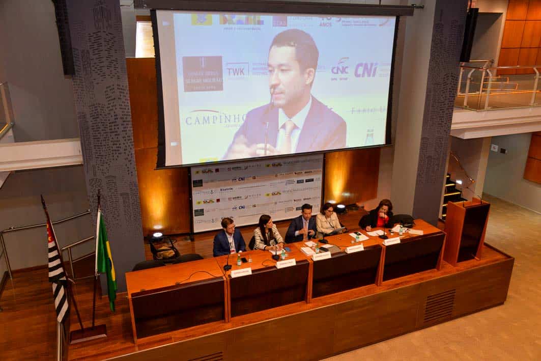 Custo e financiamento de arbitragem societária